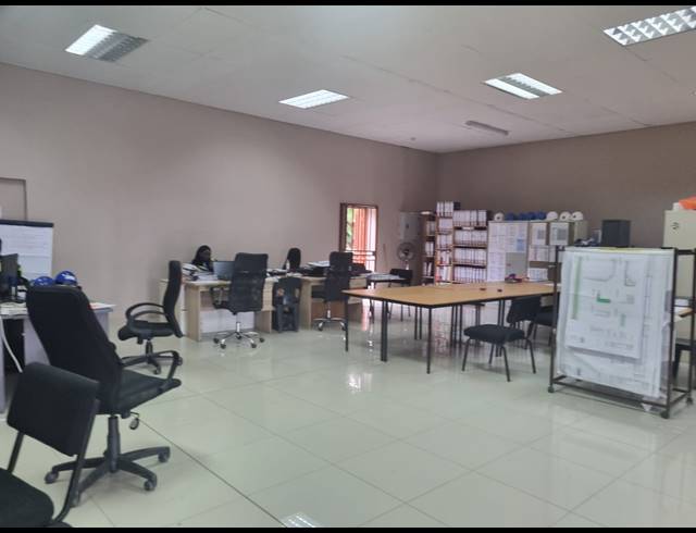 115M² RETAIL TO LET IN NELSPRUIT EXT 29